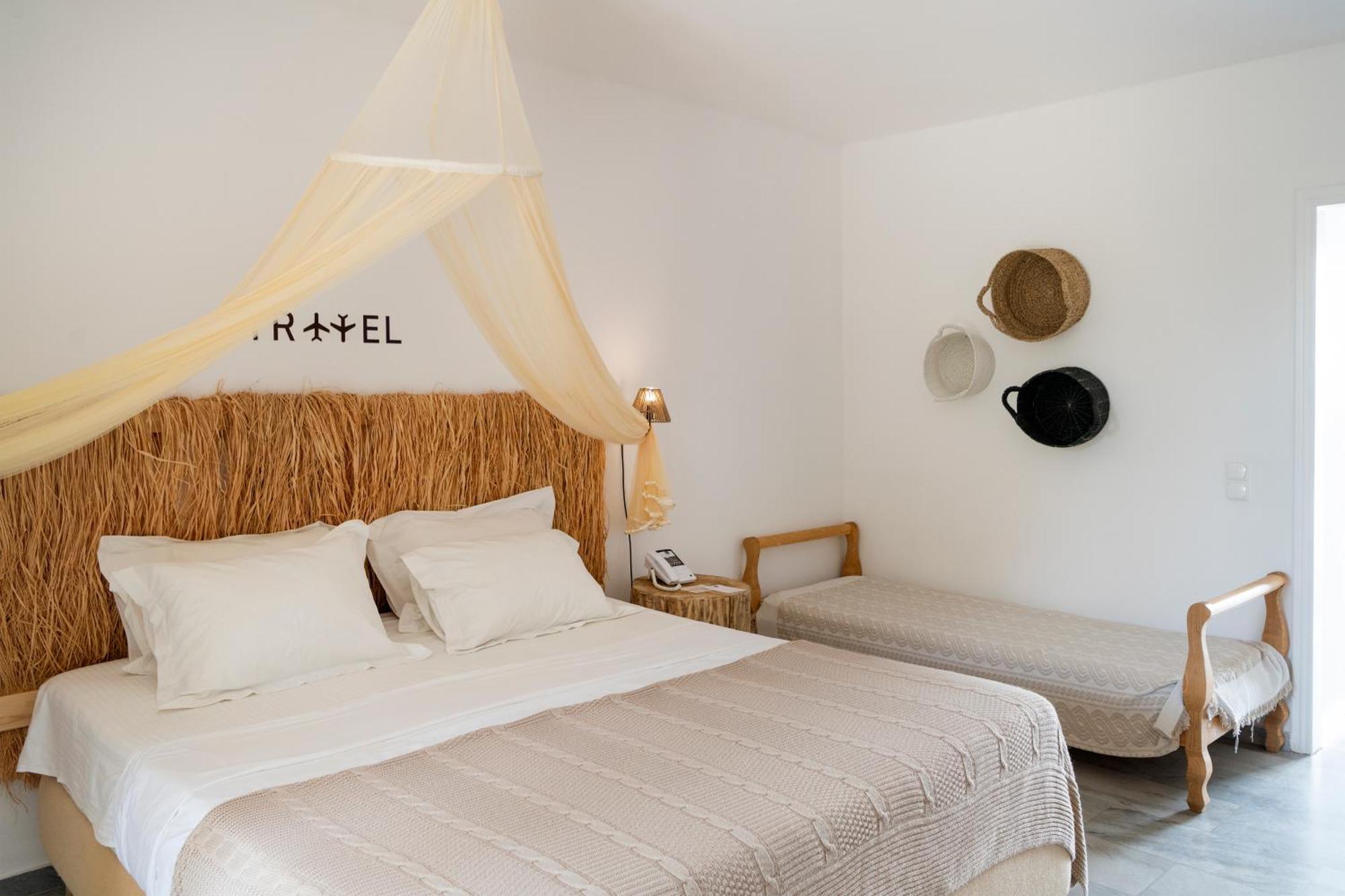 Parosland Hotel Alikí الغرفة الصورة