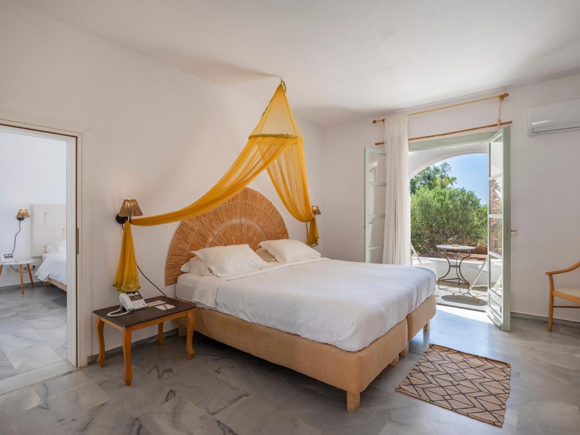 Parosland Hotel Alikí الغرفة الصورة
